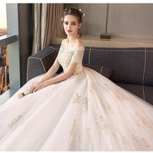 Load image into Gallery viewer, Royal Ball Gown Lace Wedding Dress