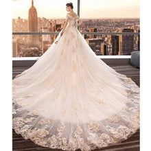 Load image into Gallery viewer, Royal Ball Gown Lace Wedding Dress