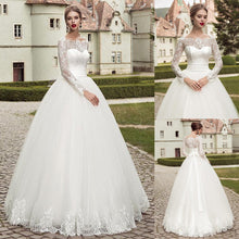 Load image into Gallery viewer, Tulle Ball Gown Wedding Dresses With Lace