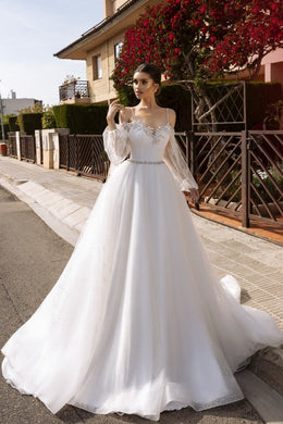 Ball Gawn Lantern Sleeve Bridal Dress